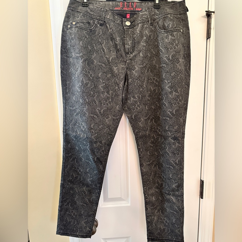Elle Black Lace Print Jeans Women’s Sz 16